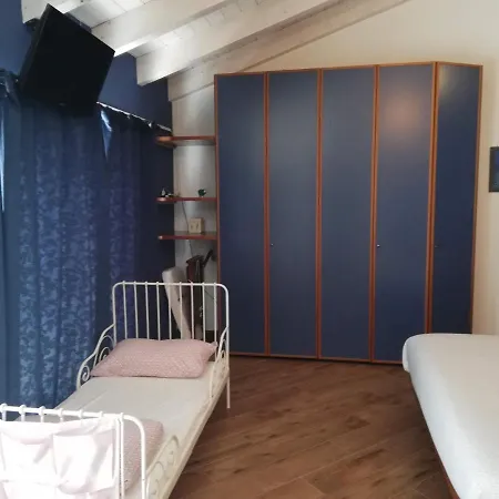 Villa With Private Swimming Pool & Parma