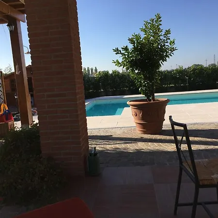 Villa With Private Swimming Pool & Parme